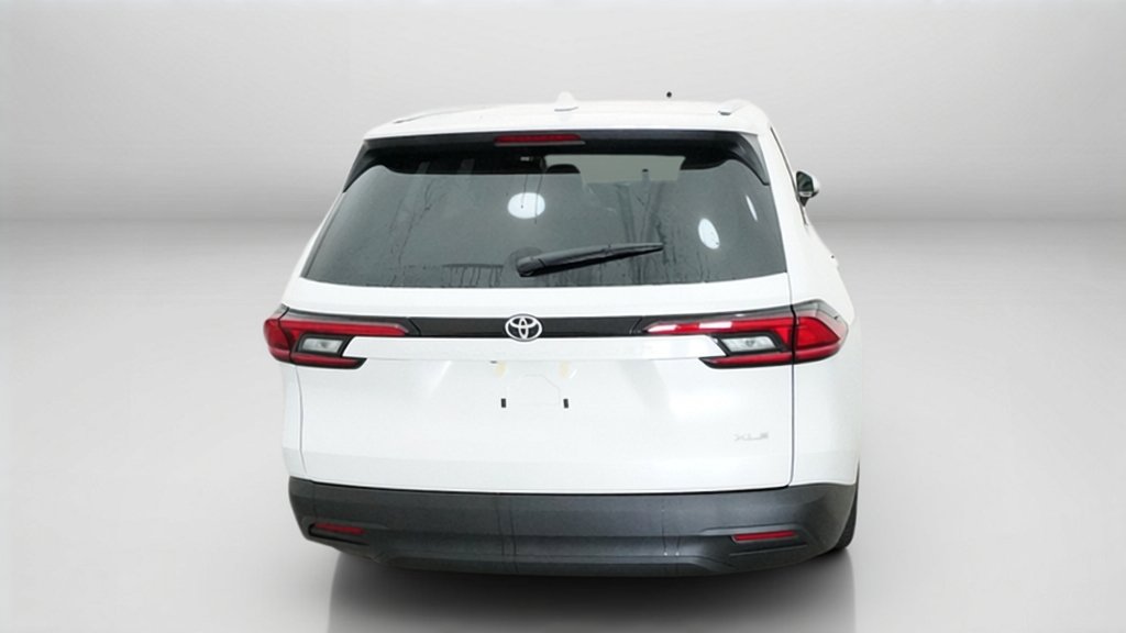 New 2026 Wind Chill Pearl Toyota XLE image 42