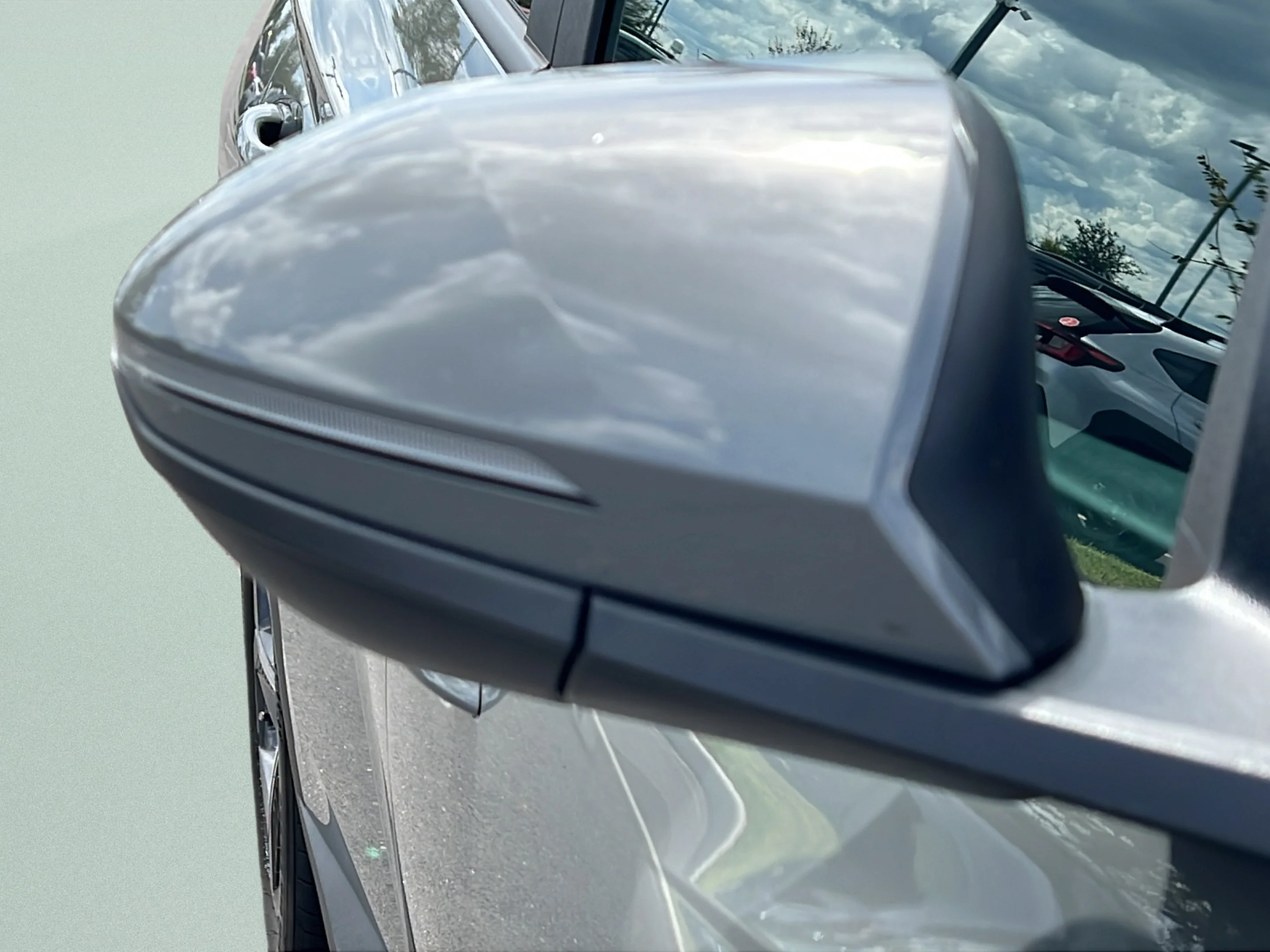 Used 2024 Hampton Gray Hyundai SEL image 11