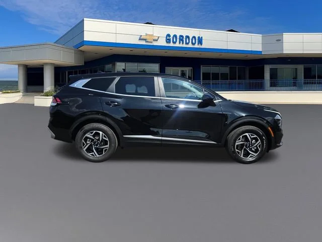 Used 2024 Black Kia LX image 6
