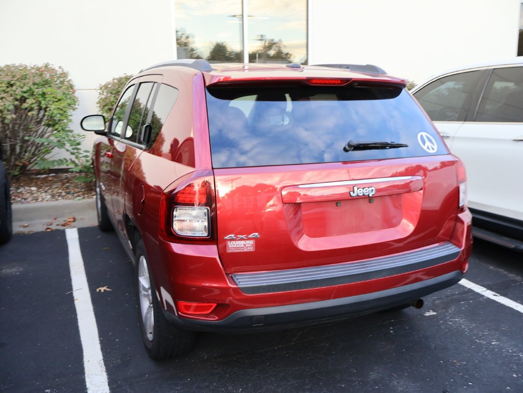 Used 2017 Red Jeep Sport image 5