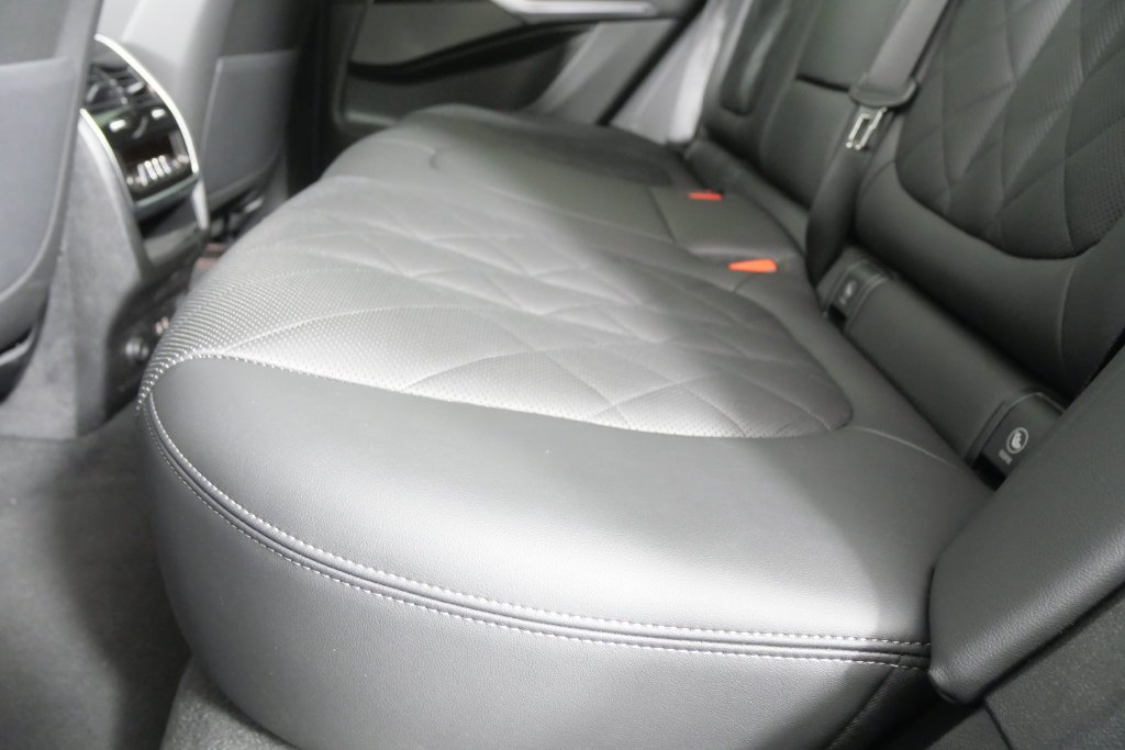 Certified Used 2026 Blue BMW xDrive40i image 15
