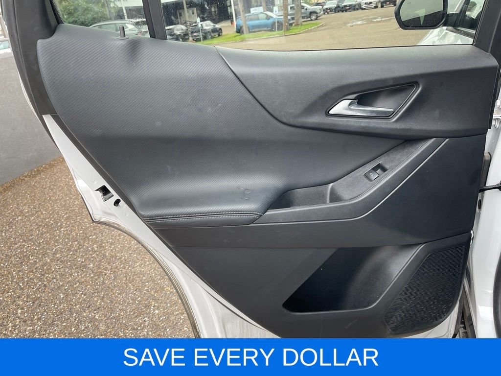 Used 2025 White Chevrolet LT image 13