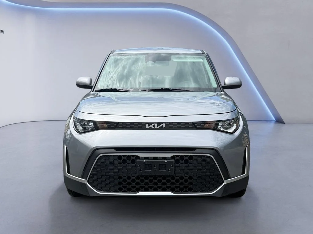 Used 2025 Gray Kia LX image 9