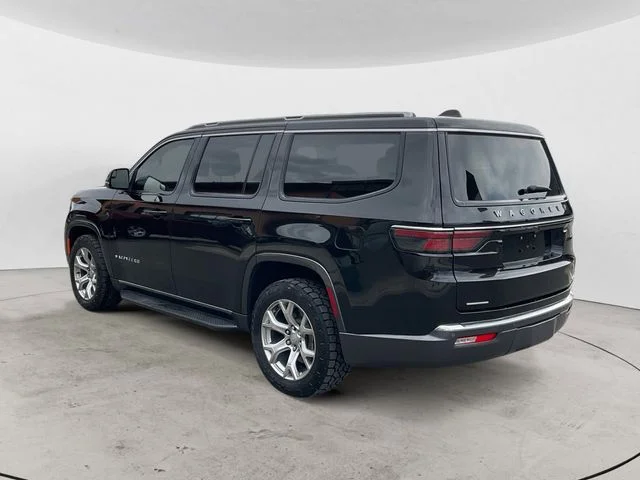 Used 2022 Diamond Black Jeep Series II image 3