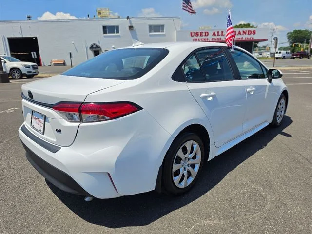 Used 2024 White Toyota LE image 7