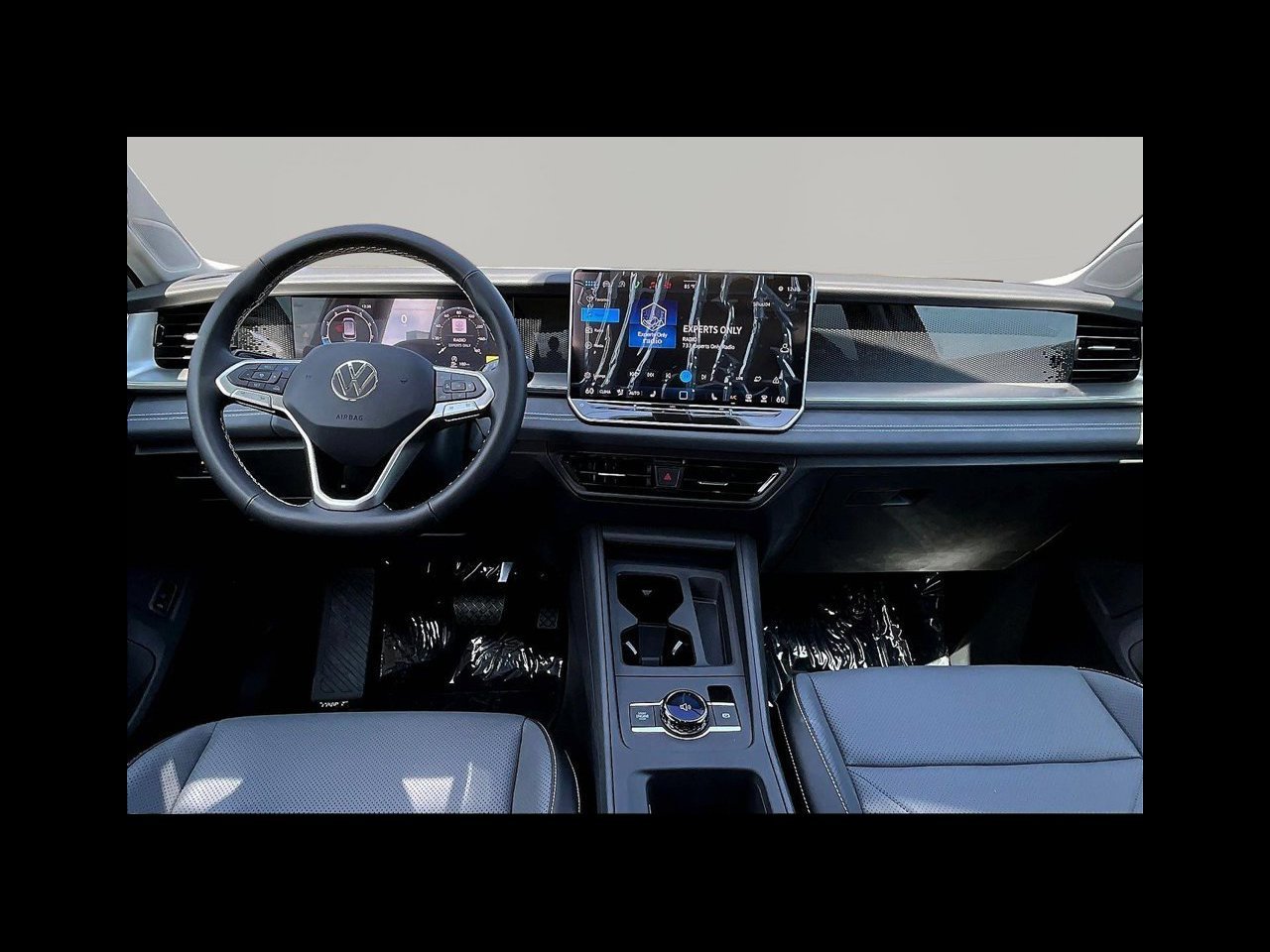 New 2026 Pure White Volkswagen 2.0T SE image 7