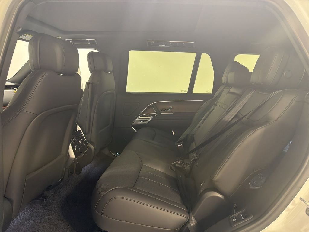2026 Land Rover Range Rover SE - Photo 22