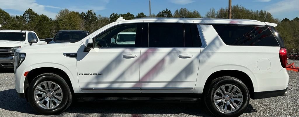 Used 2024 Summit White GMC Denali image 8