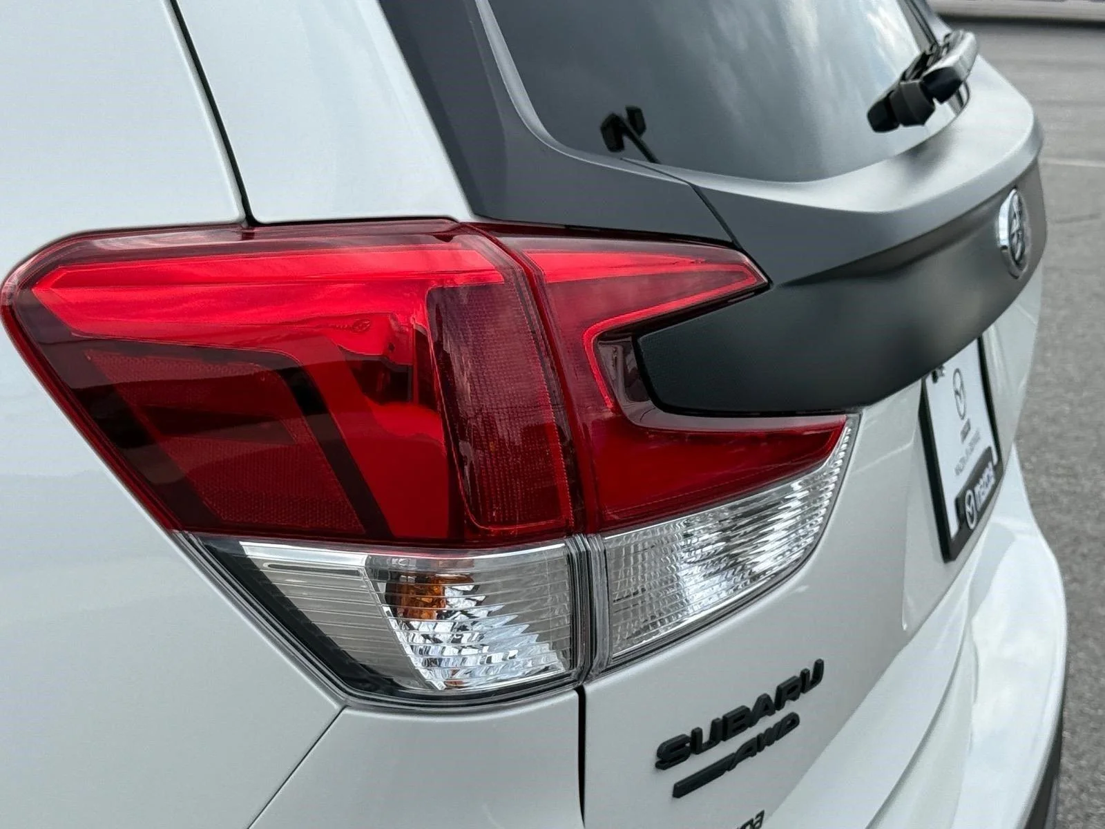 Used 2025 Crystal White Pearl Subaru Wilderness image 18