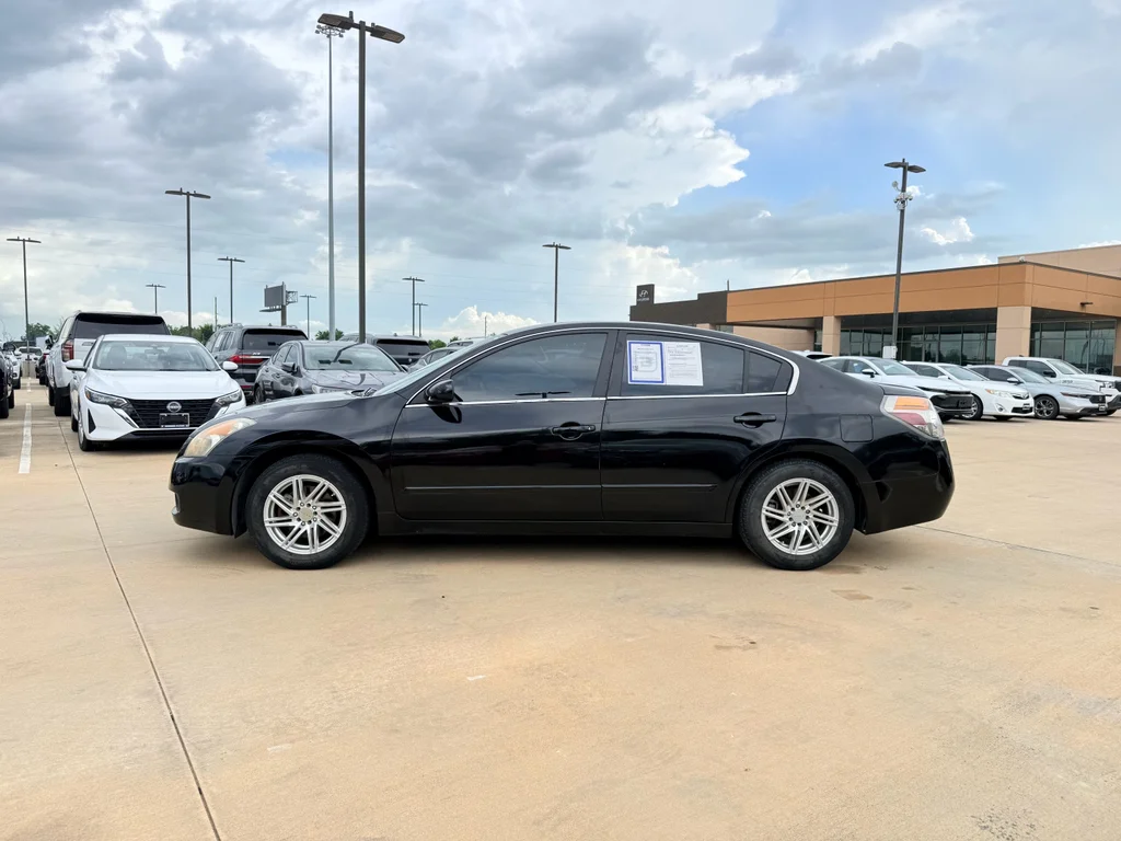 Used 2007 Super Black Nissan 2.5 S image 9