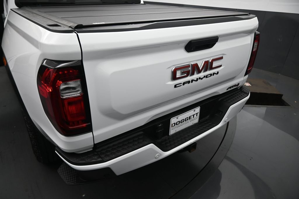Used 2024 White GMC AT4 image 10