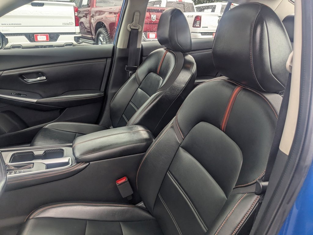 Used 2021 Electric Blue Metallic Nissan SR image 15