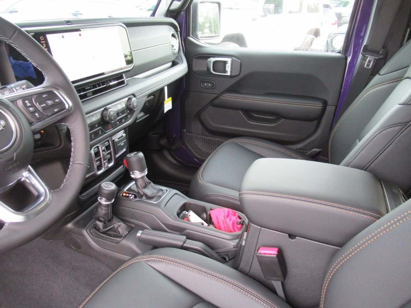New 2026 Reign Exterior Paint Jeep Sahara image 17