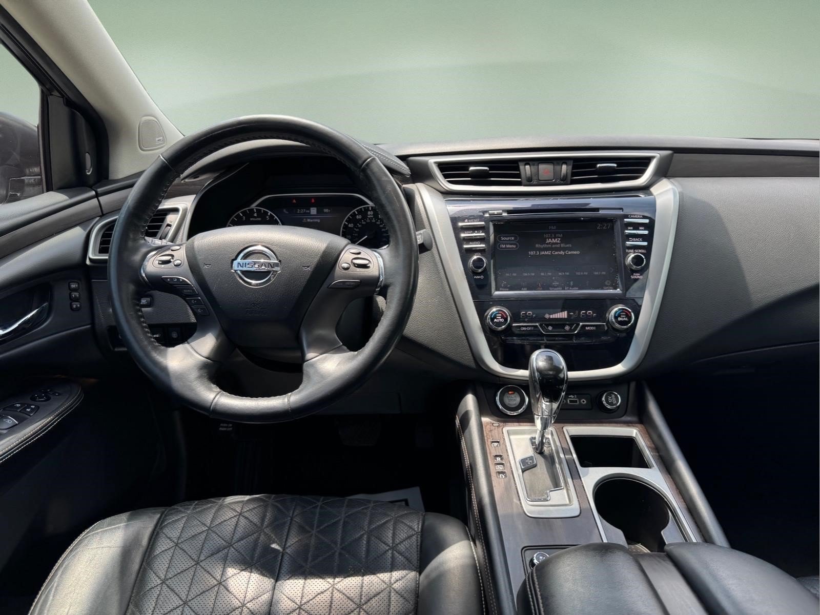 Used 2022 Boulder Gray Pearl Nissan Platinum image 17