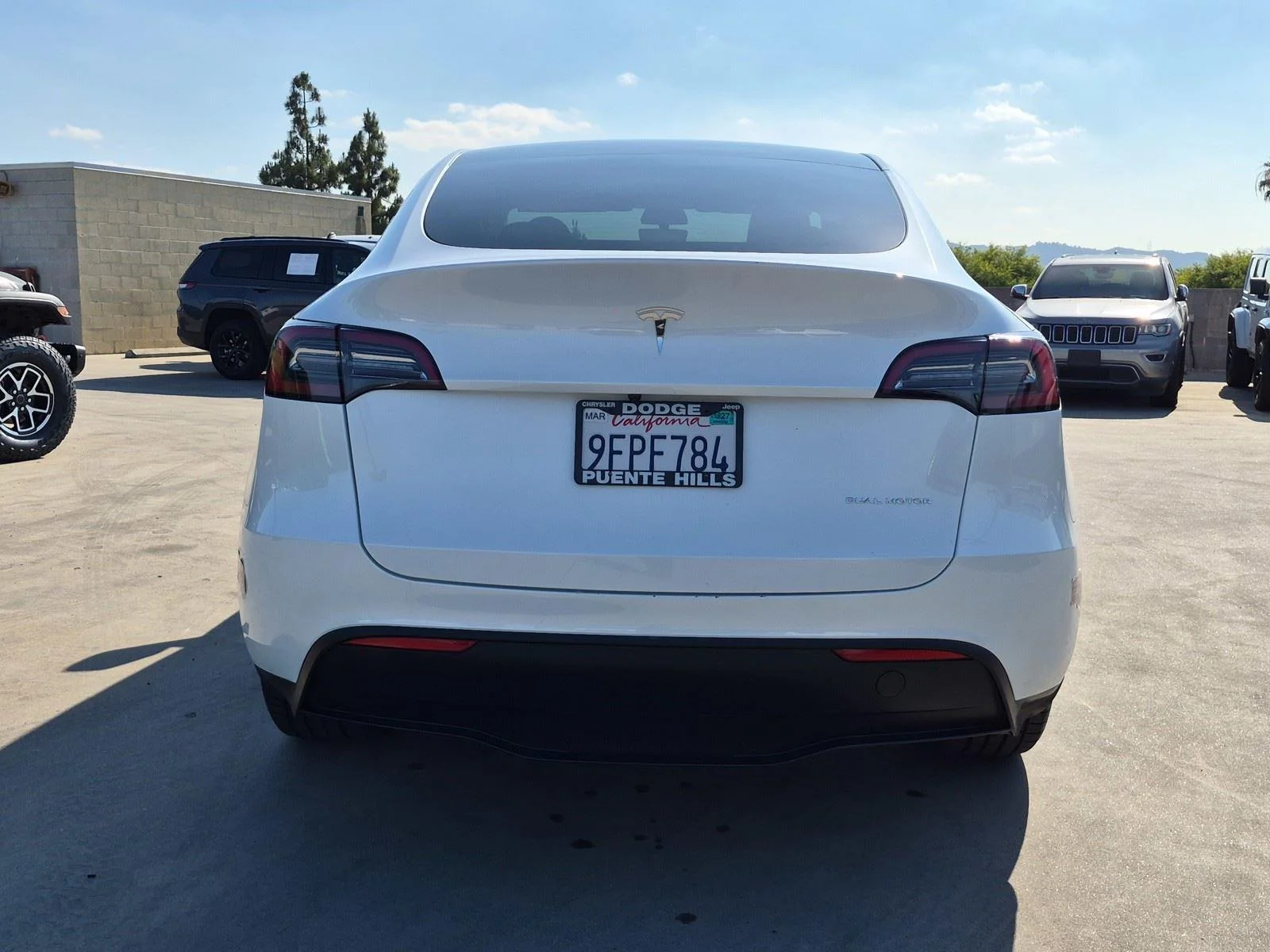 Used 2023  TESLA  image 5