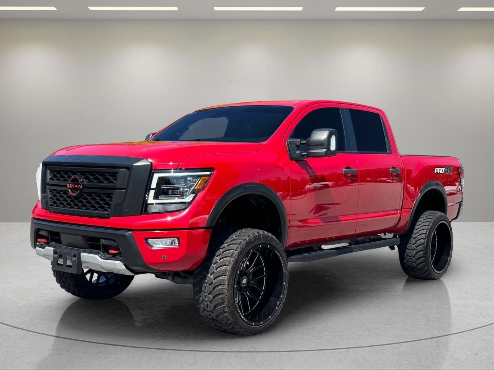 2023 Nissan Titan