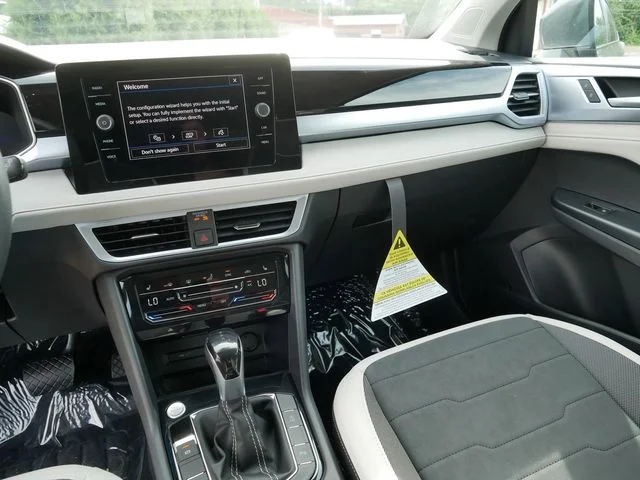 New 2026 Gray Volkswagen 1.5T SE image 10
