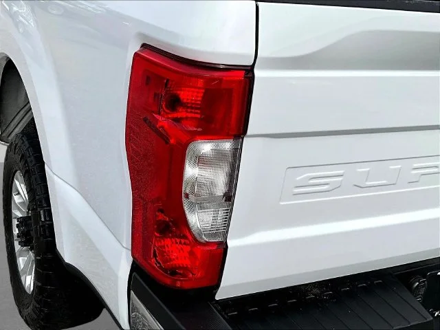 Used 2022 White Ford XL image 25