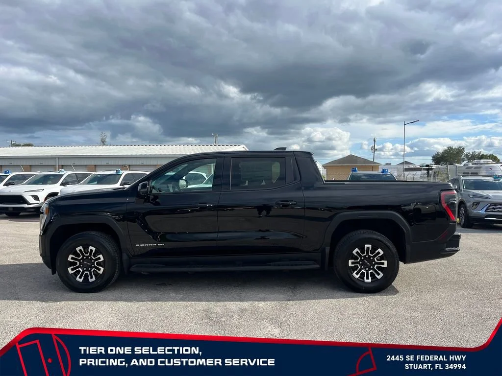 New 2026 Onyx Black GMC Elevation Extended Range image 4