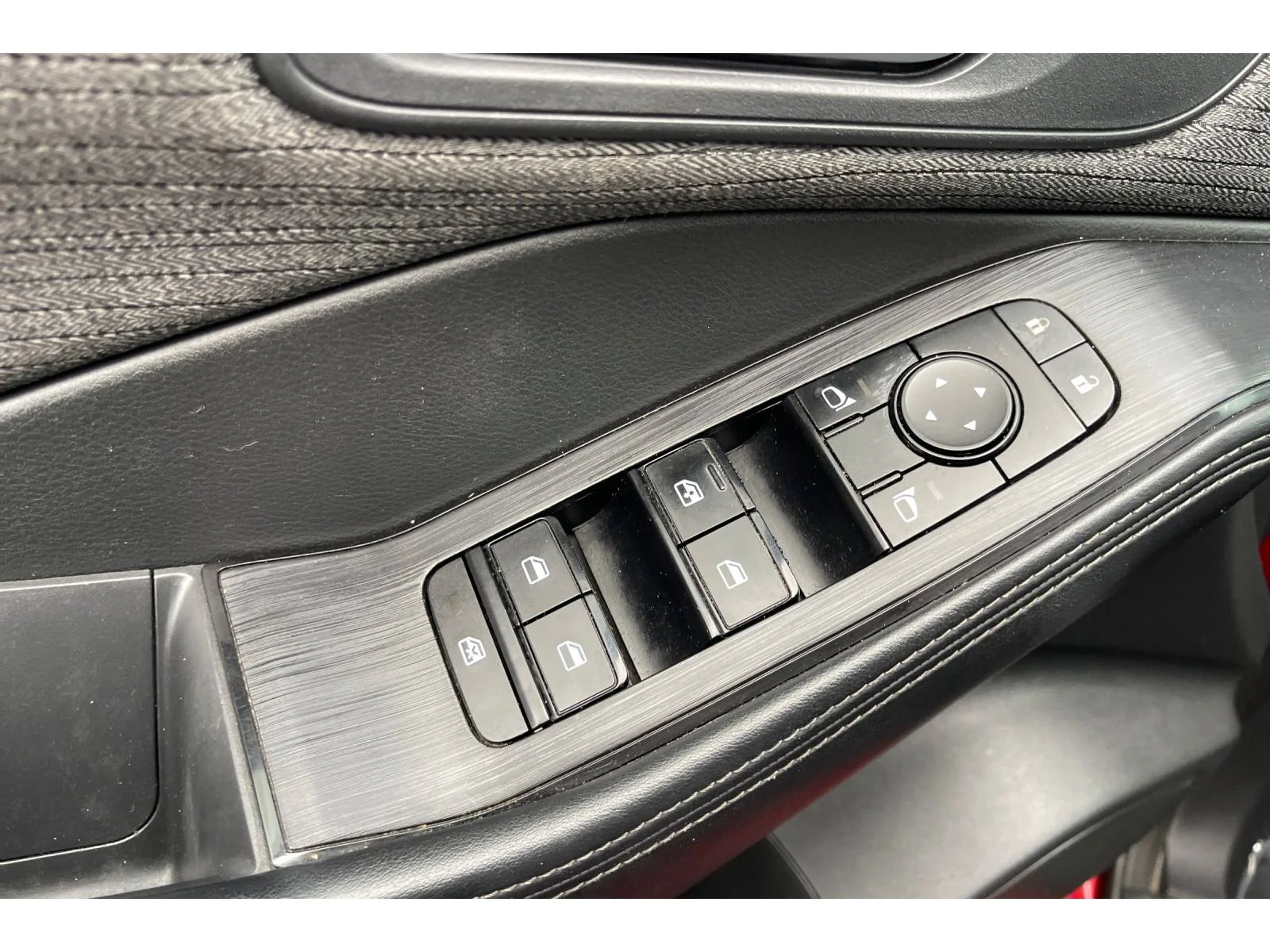 Used 2021 SCARLET EMBER TIN Nissan SV image 12