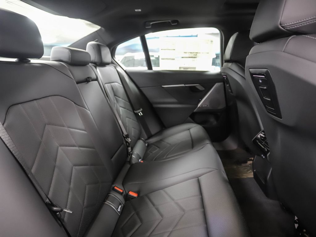 2025 BMW 5 Series 530i - Photo 25