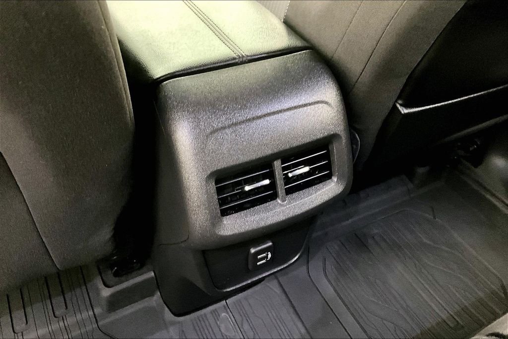 Used 2023 Silver GMC SLE image 9