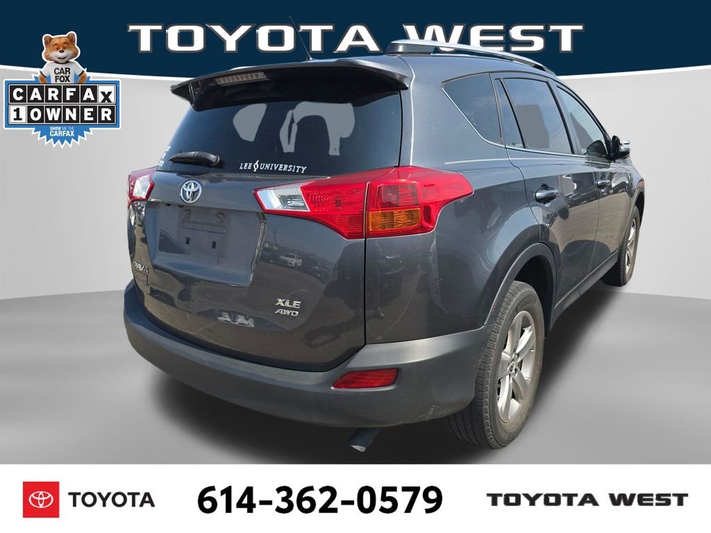 Used 2015 Gray Toyota XLE image 8