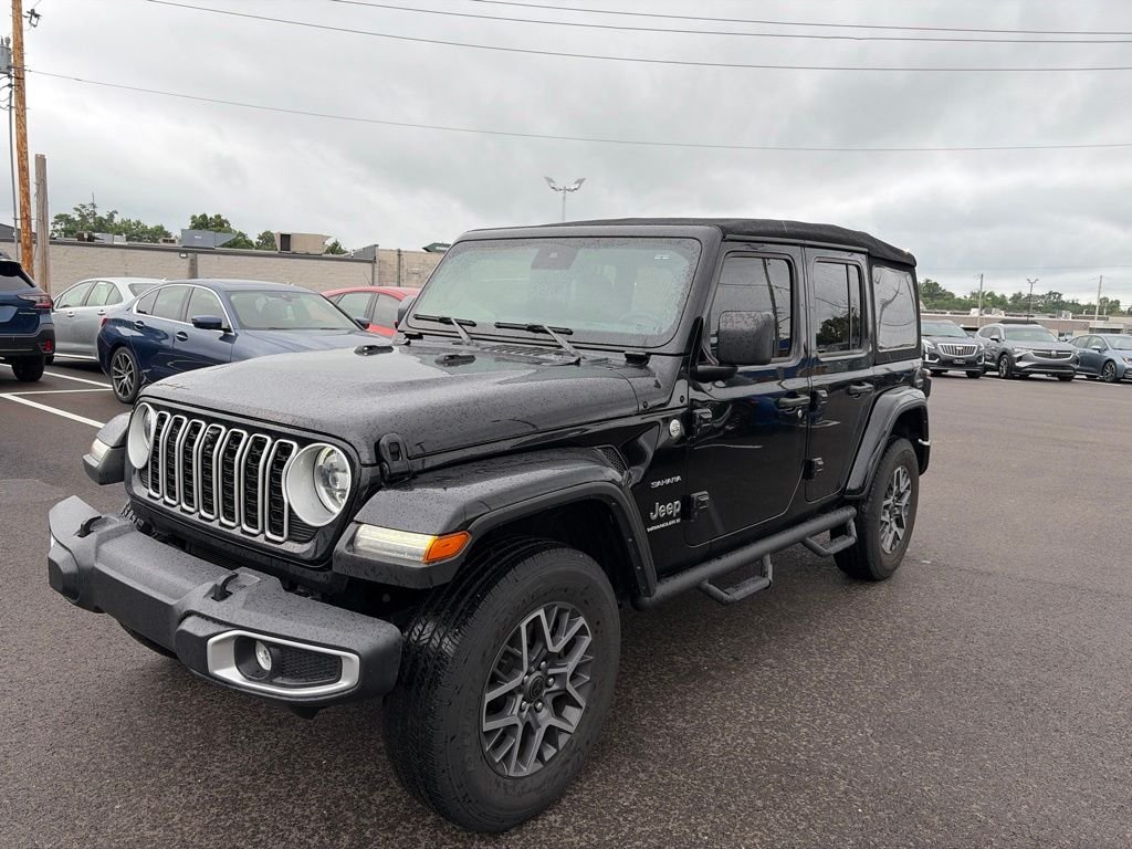 2024 Jeep Wrangler Sahara's photo