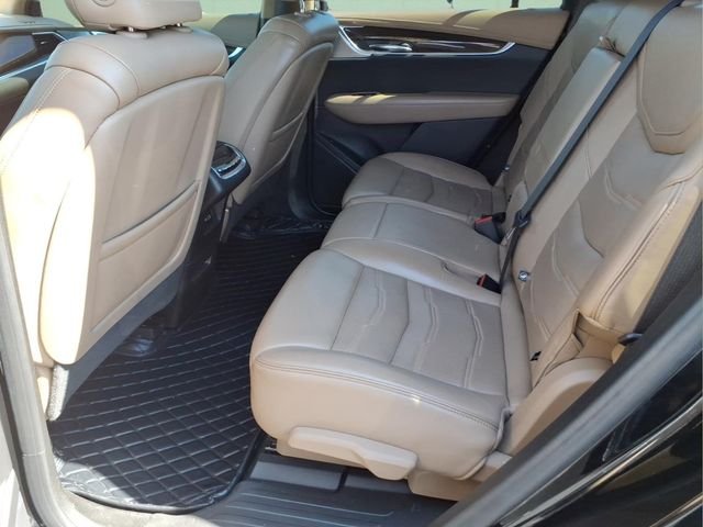 Used 2020 Black Cadillac Sport image 12