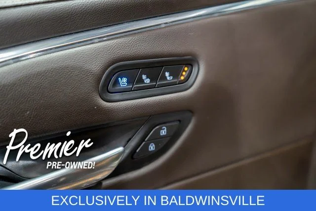 Used 2021 Black Cadillac Sport image 19