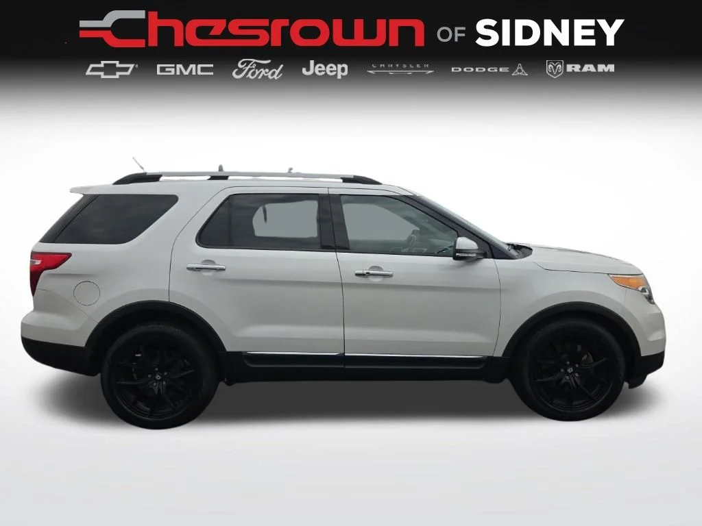 Used 2014 White Ford Limited image 4
