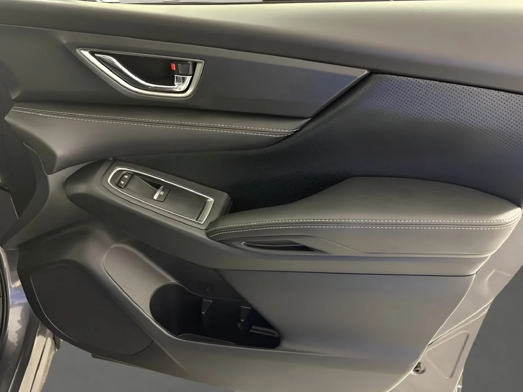 Used 2023 Gray Subaru Limited image 39