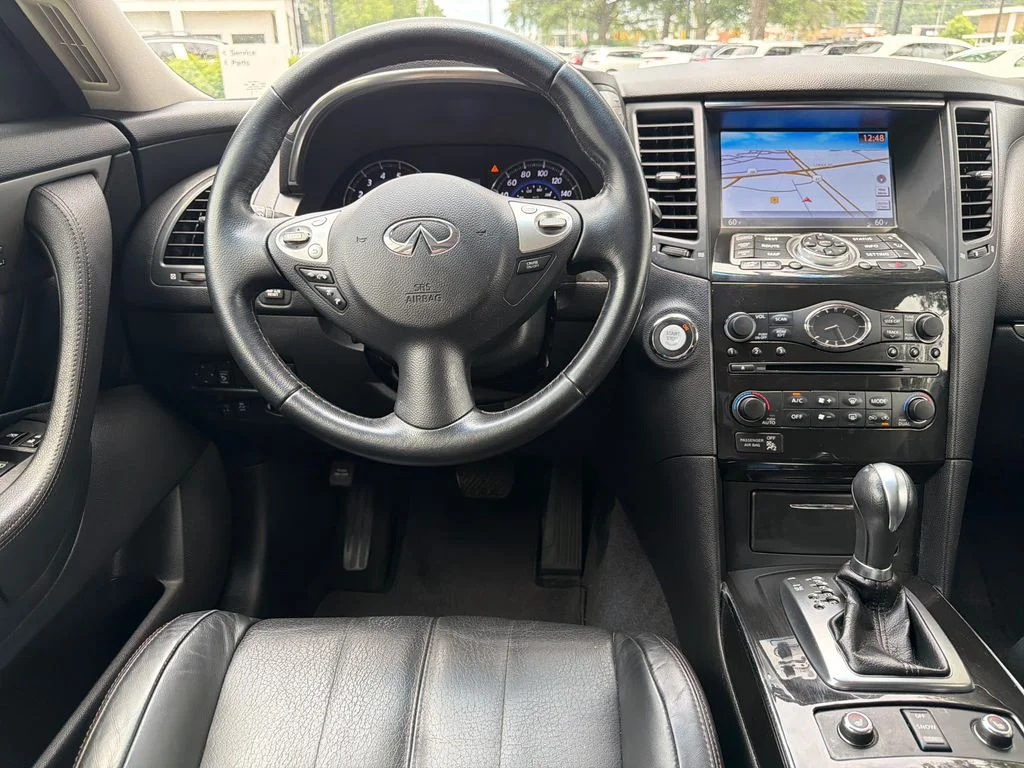 Used 2017 INFINITI QX70 Base with VIN JN8CS1MU9HM140440 for sale in Hoover, AL