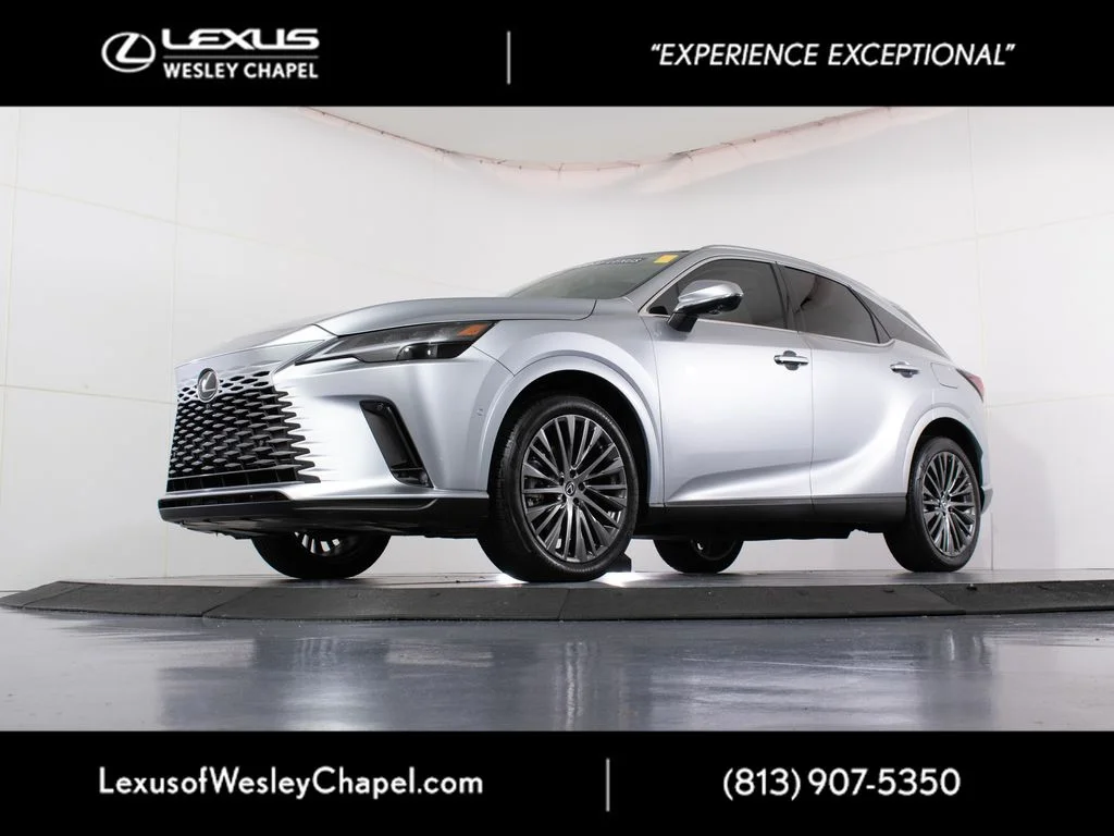 Used 2024 Silver Lexus 350 Luxury image 8