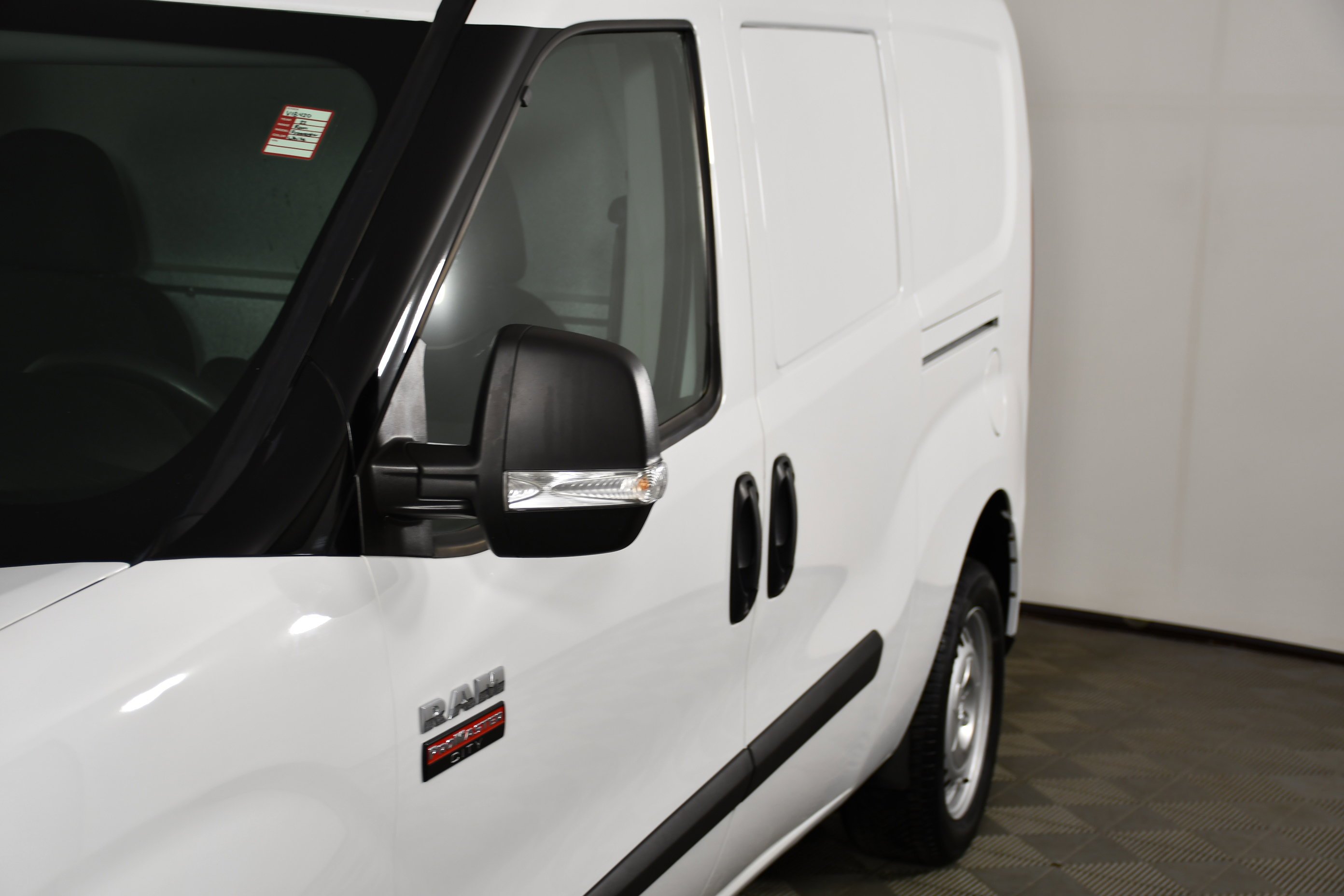 Used 2022 Bright White Ram Tradesman image 13