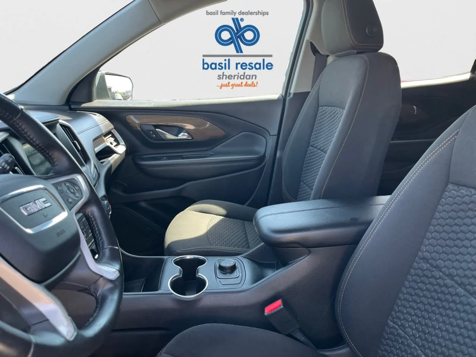 Used 2018 Satin Steel Metallic GMC SLE image 10