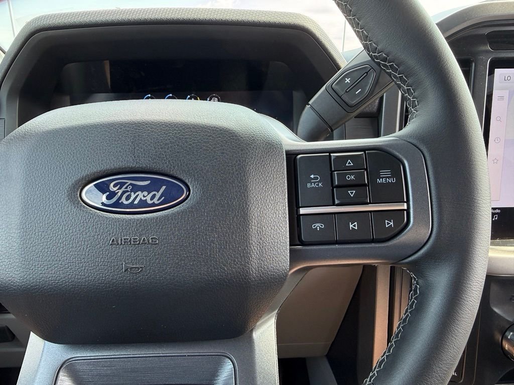 New 2026 Oxford White Ford XLT image 24