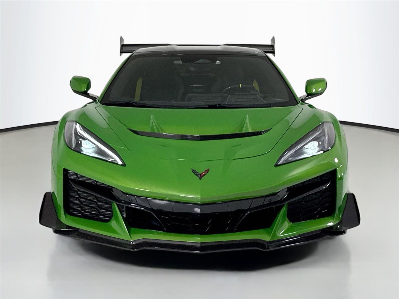 Used 2026 Roswell Green Metallic Chevrolet ZR1 | Carbon Fiber Aero Pkg | Front Lift | Carbon Flash Wheels image 67