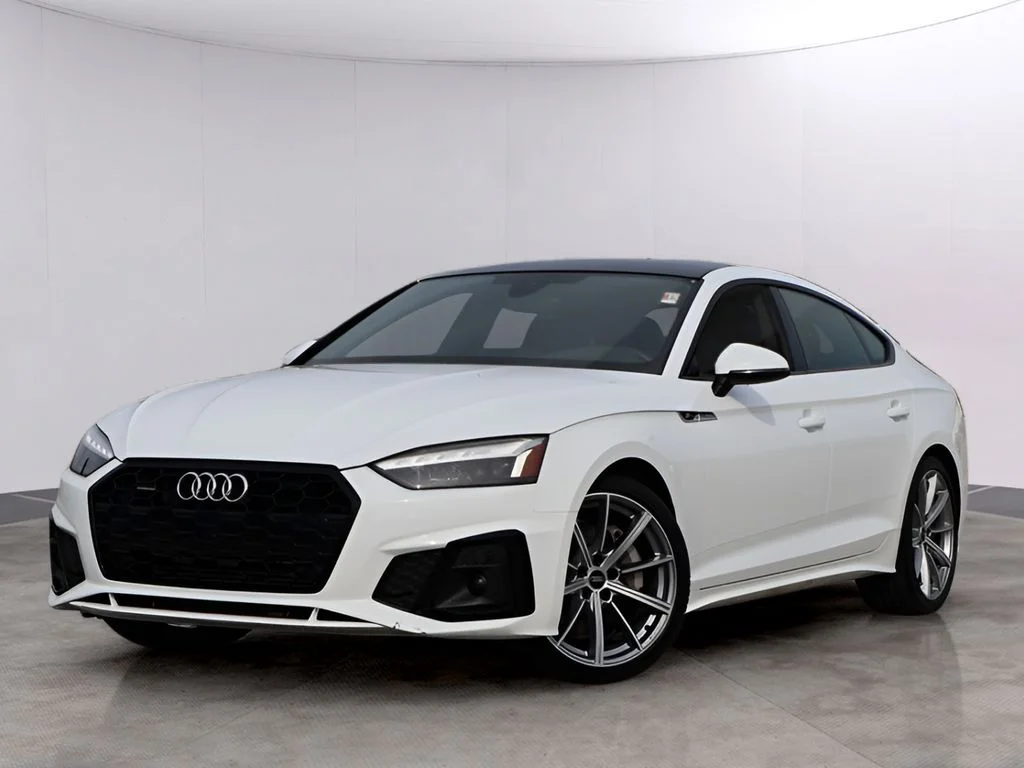 Used 2025  Audi 45 S line Premium image 1