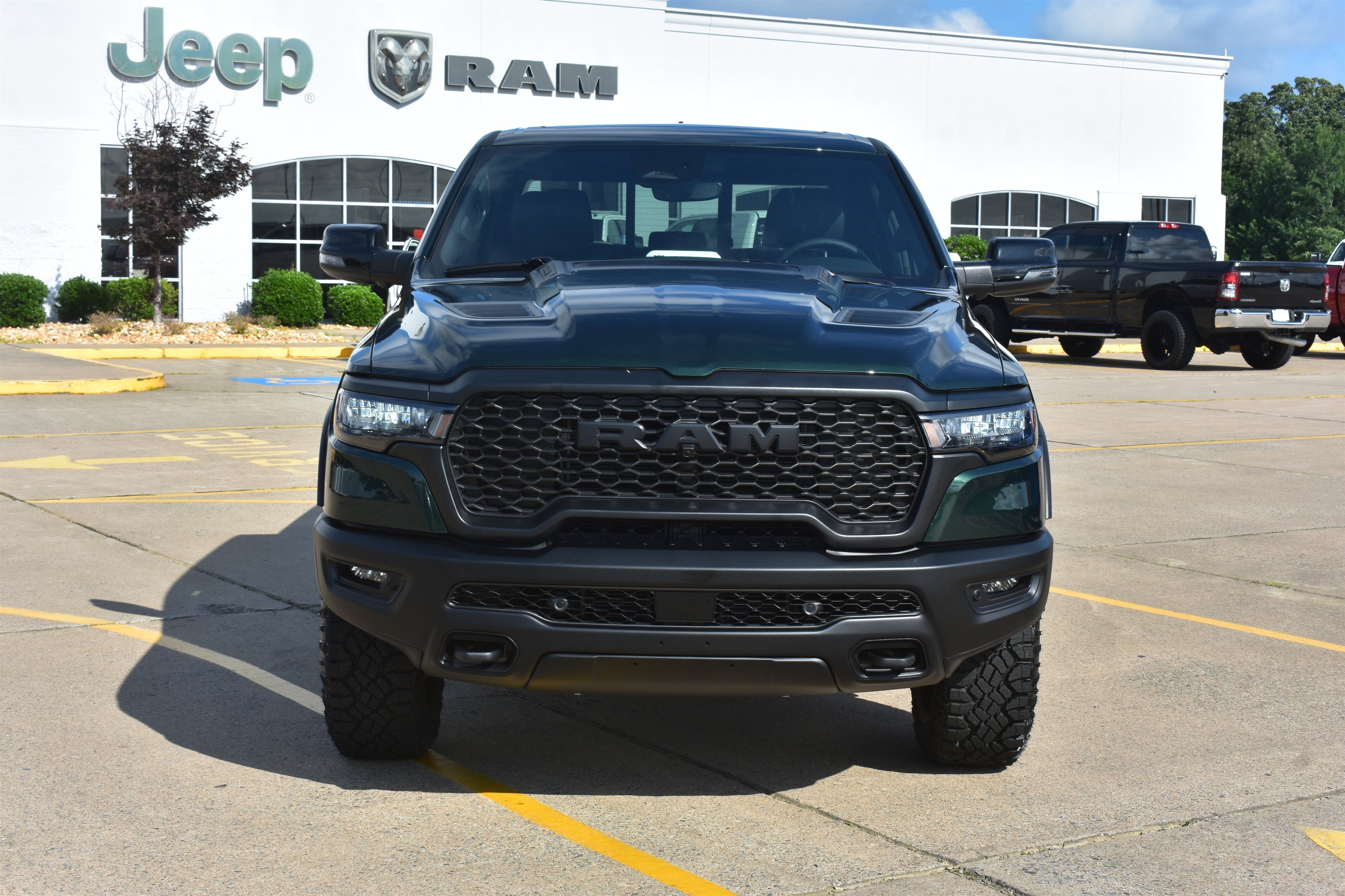 New 2026 Serrano-Green Metallic Exterior Paint RAM Rebel image 2
