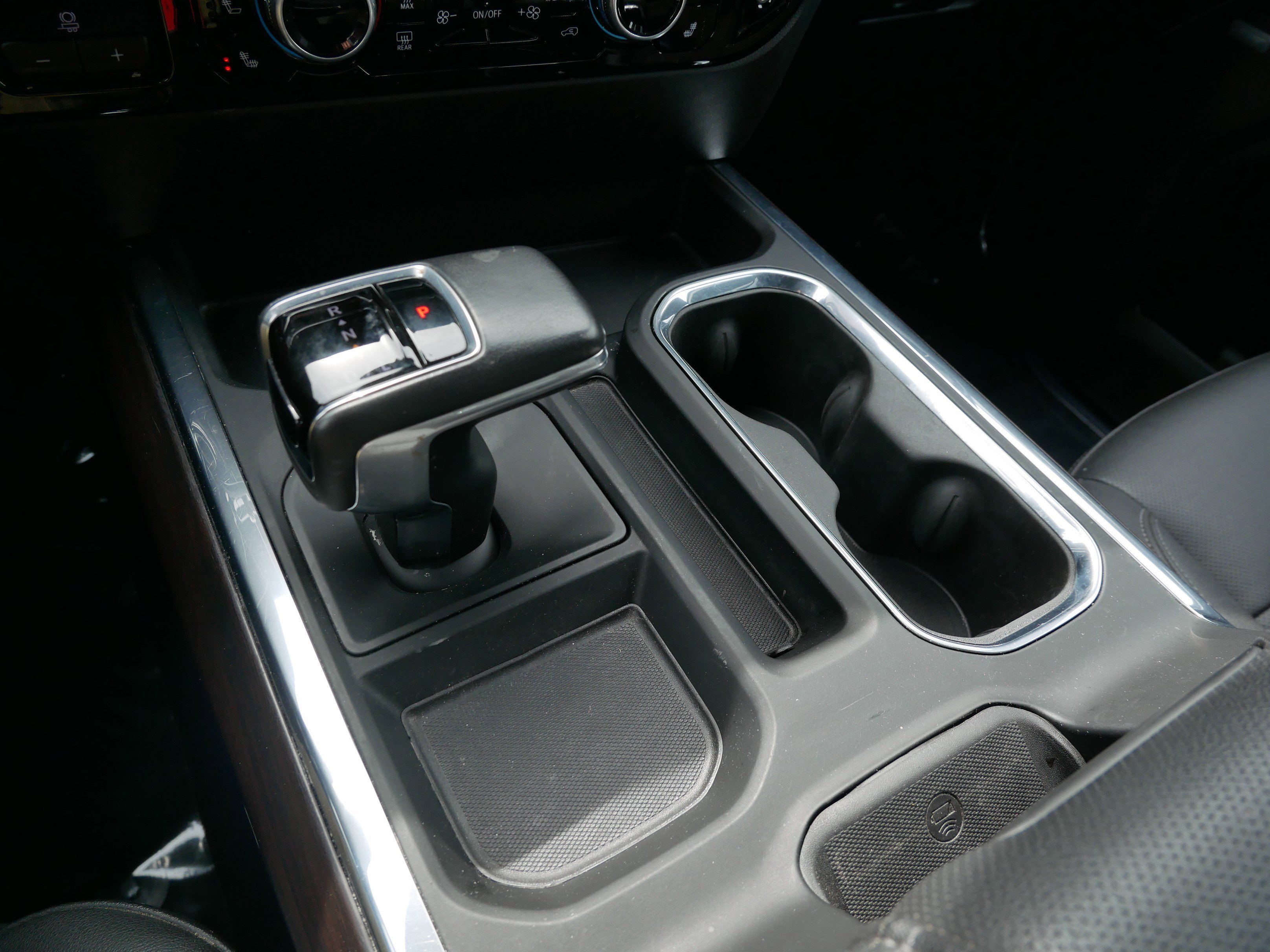 2022 GMC Sierra 1500 SLT - Photo 24
