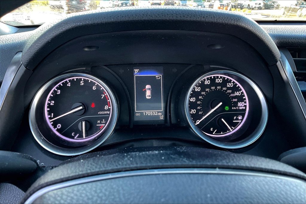 Used 2018 Blue Toyota LE image 13