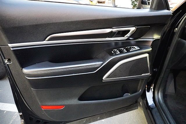 Used 2024 Black Kia LX image 22