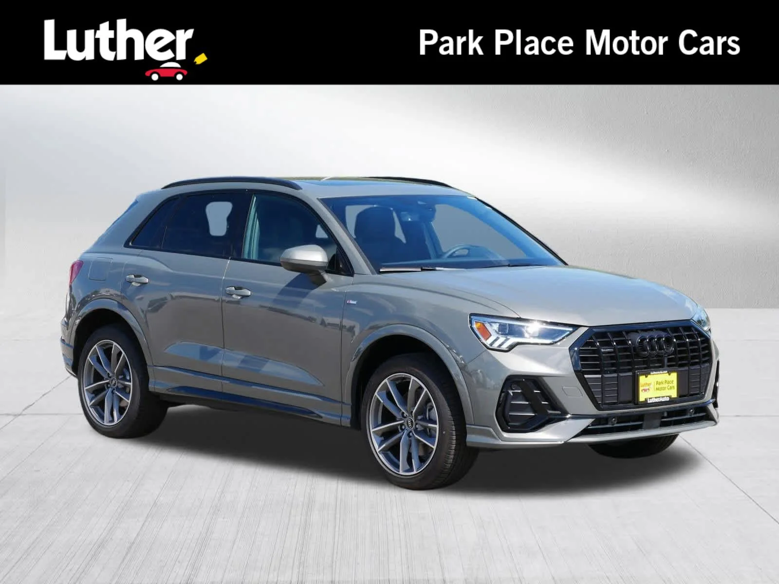 2025 Audi Q3 45 TFSI S Line Premium quattro's photo