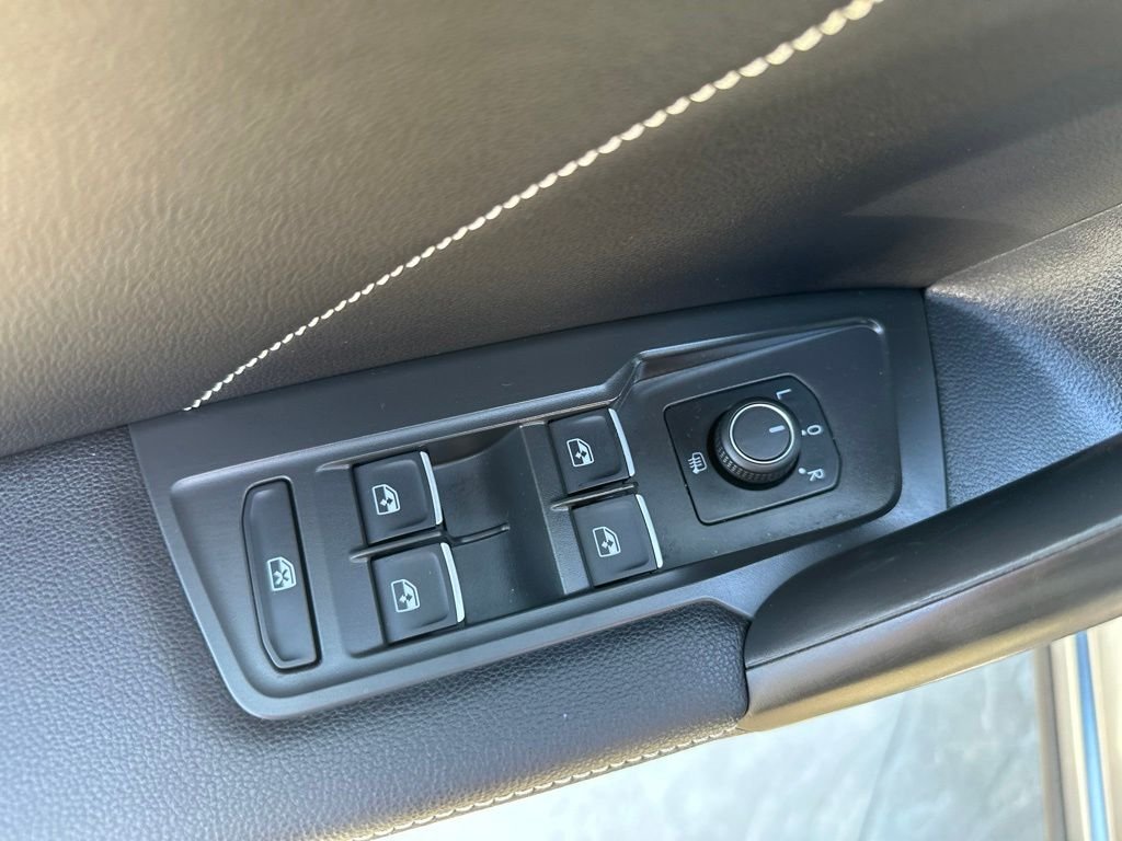 2023 Volkswagen Tiguan SE - Photo 9
