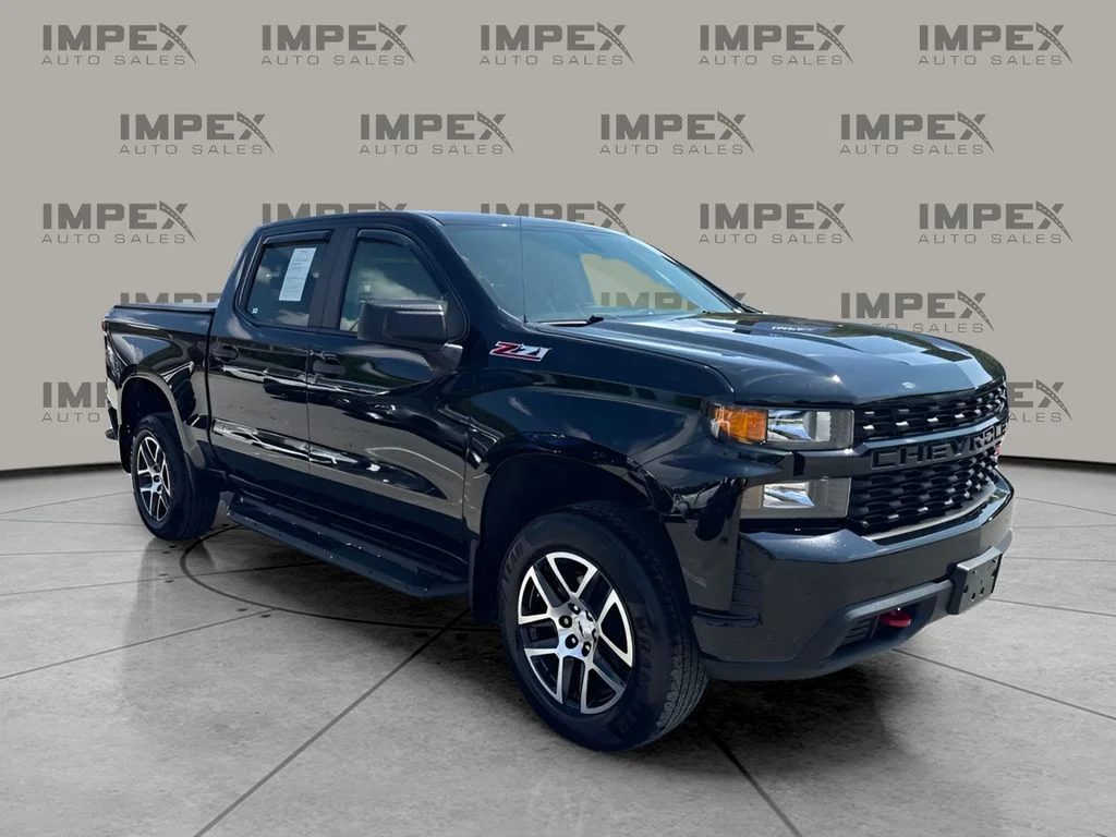 Used 2019 Black Chevrolet Custom Trail Boss image 4
