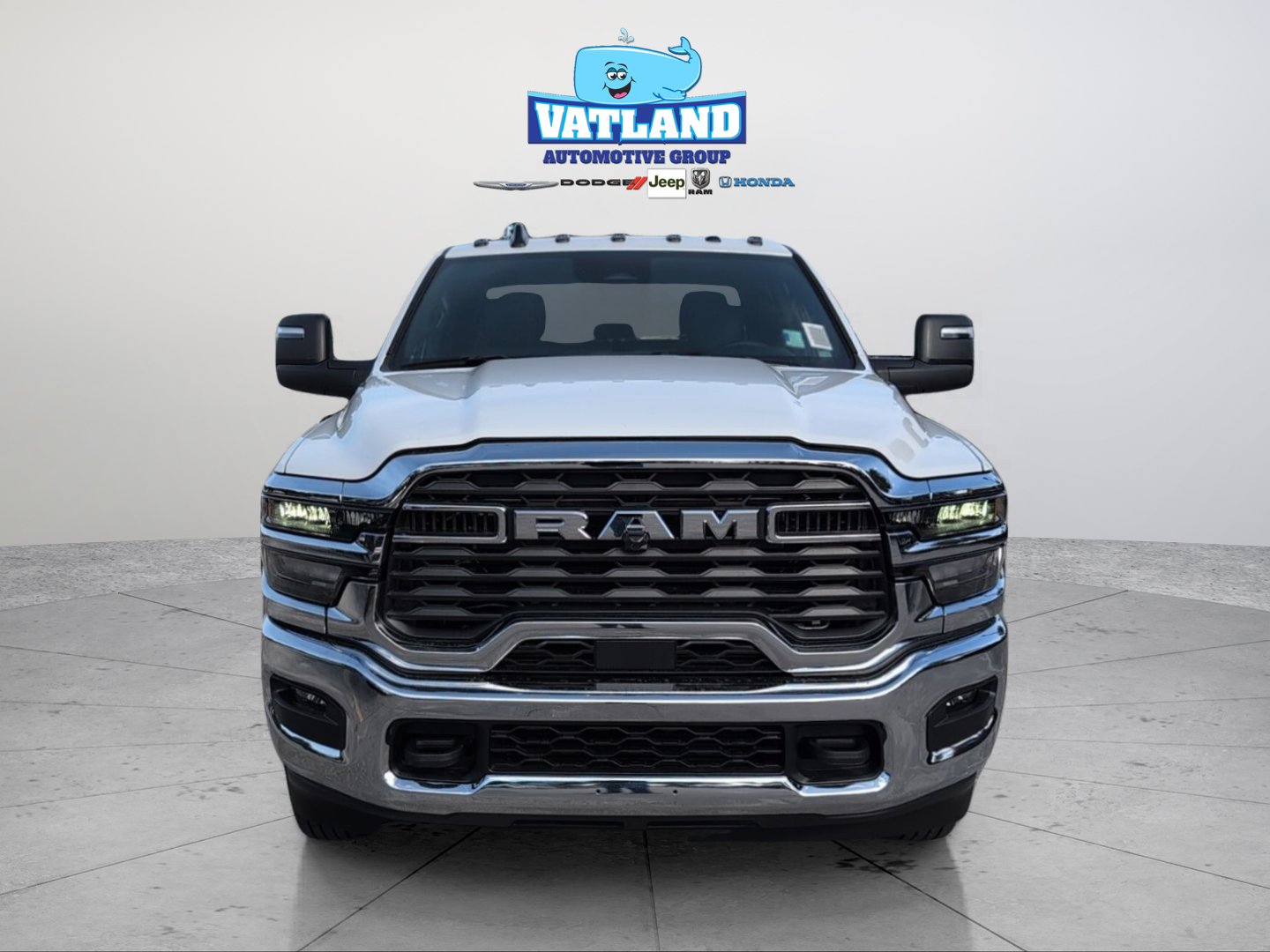 New 2026 Bright White Clear-Coat Exterior Paint RAM Tradesman image 2