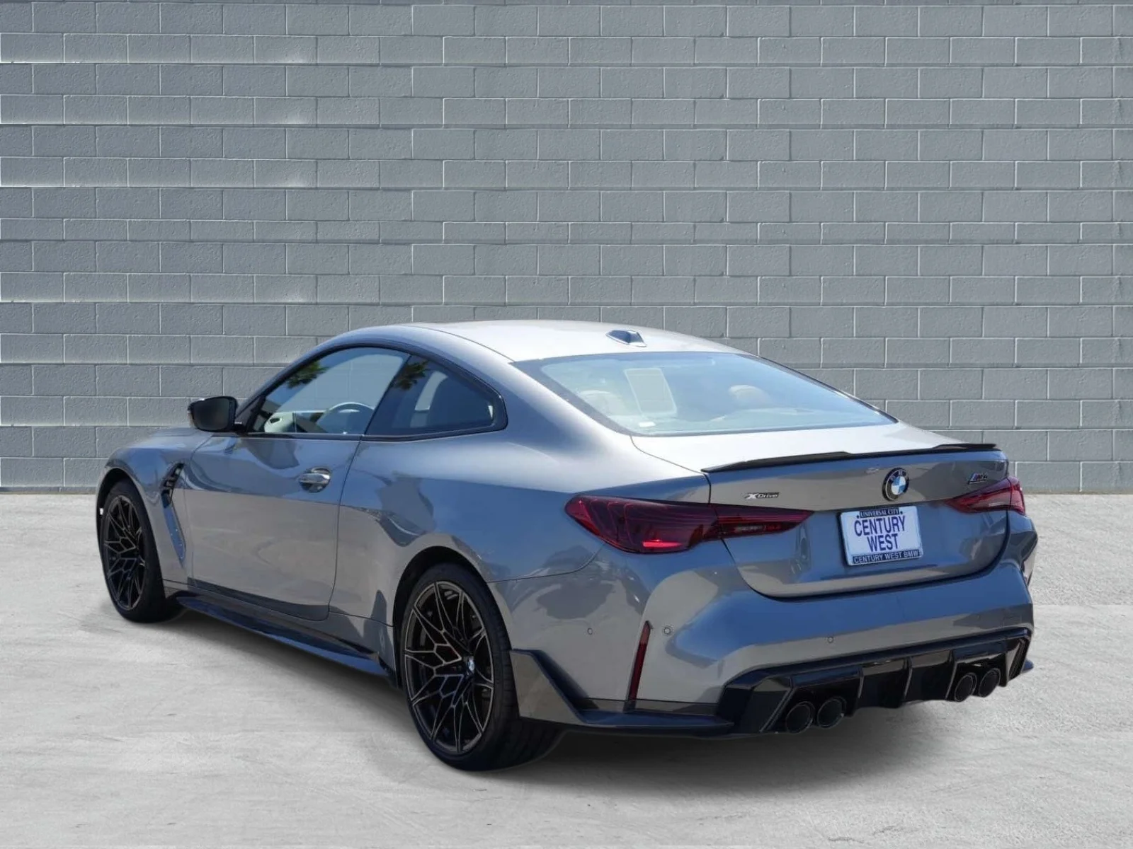 New 2027 Skyscraper Grey Metallic BMW Competition xDrive image 3