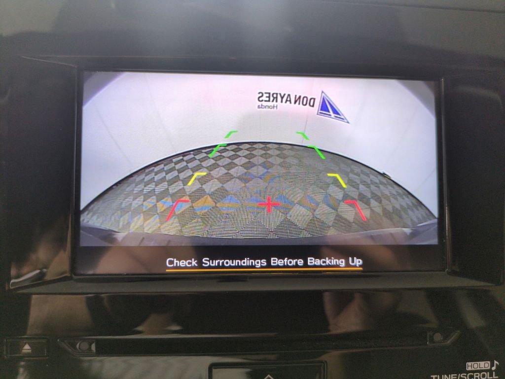 Used 2019 Gray Metallic Subaru 2.0i Premium image 19