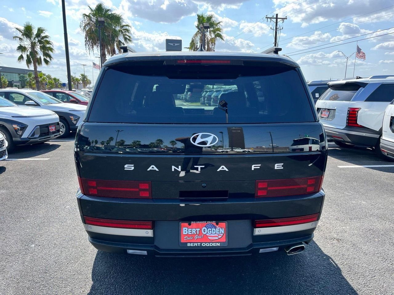 New 2027 Black Hyundai Limited FWD image 11